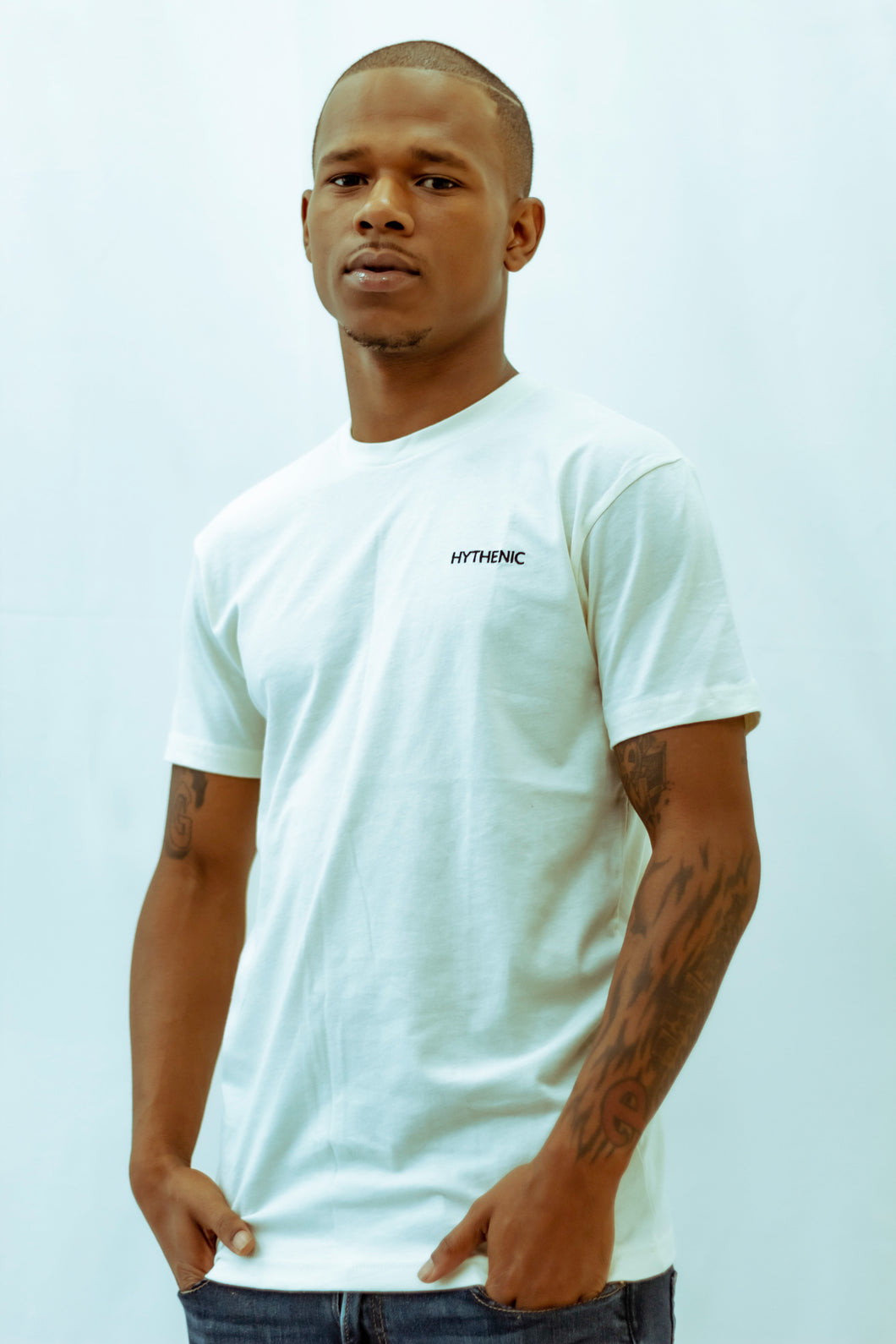 FLO EMBROIDERY T-SHIRT